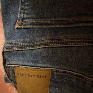 American Eagle Short Low Rise Jean